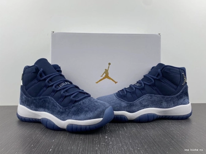 Chep Onekick VELVET NAVY AIR MIDNIGHT AR0715-441 11 JORDAN WMNS 0705